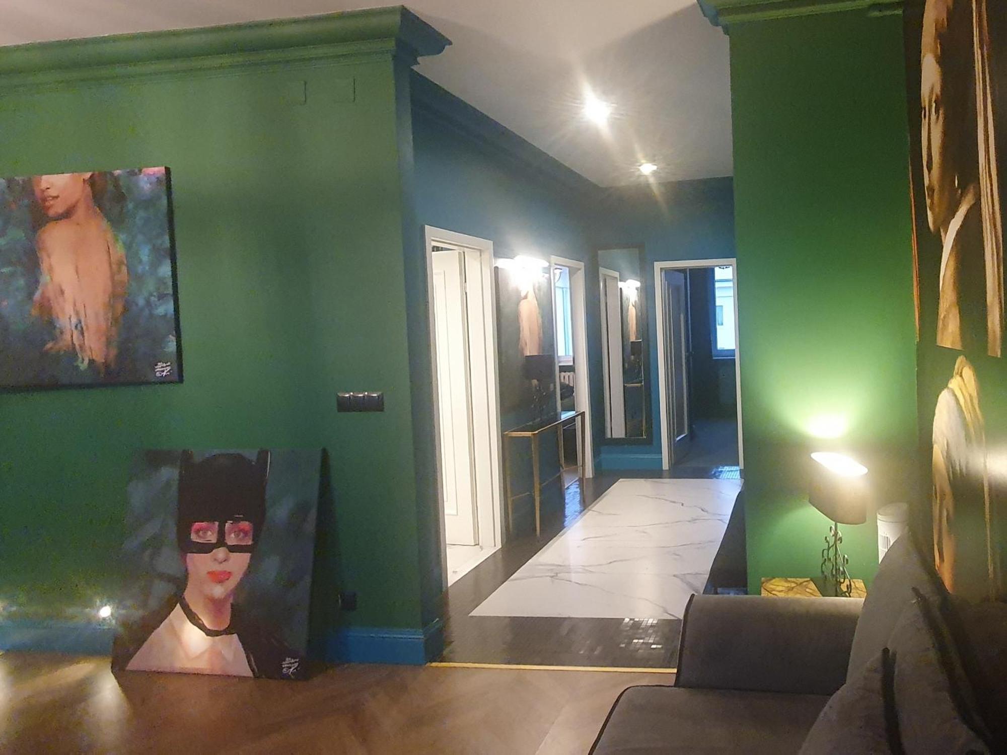 City Center Apartment Near Public Swimming Pool Varsavia Esterno foto